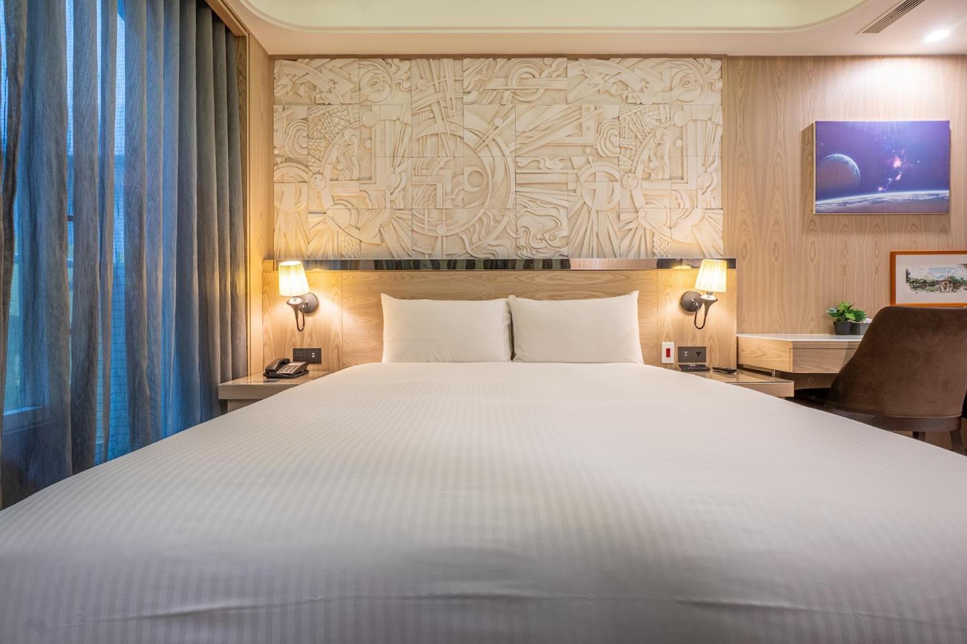 Guide Hotel Taichung Ziyou Экстерьер фото
